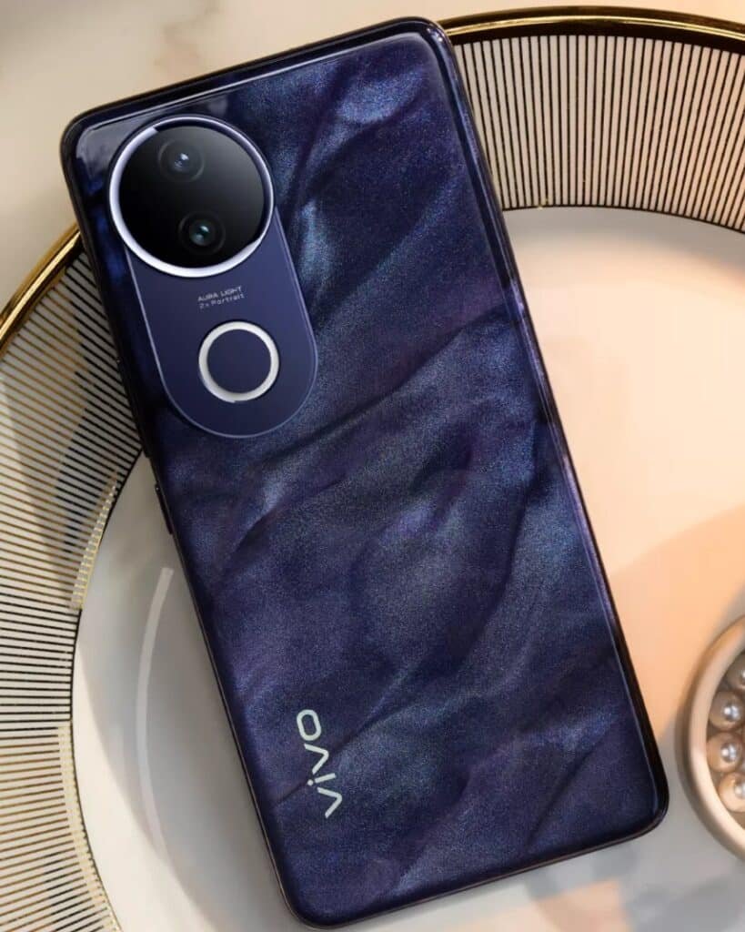Vivo V50e